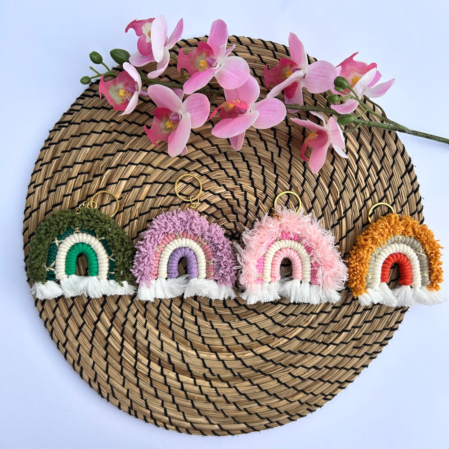 Regenbogen Anhänger Fluffy