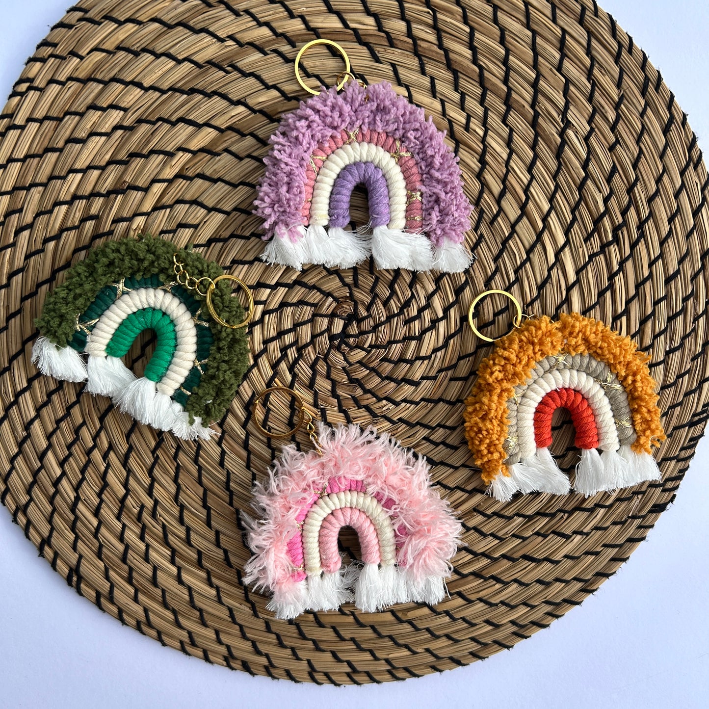 Regenbogen Anhänger Fluffy